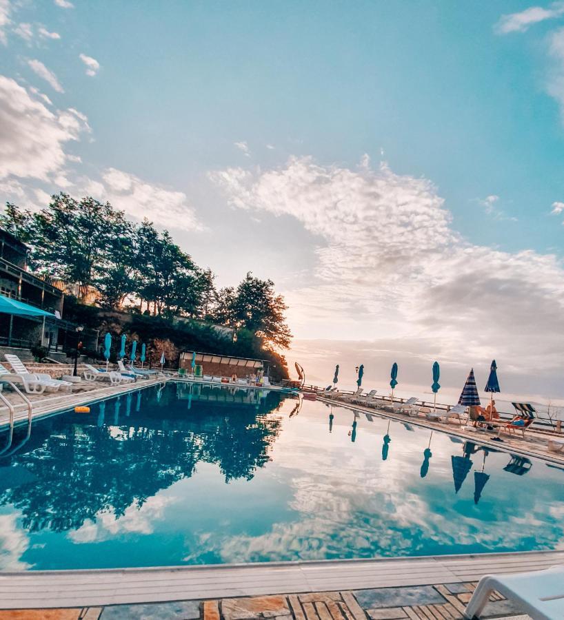 Aqua Holiday Apartments Vlorë Esterno foto